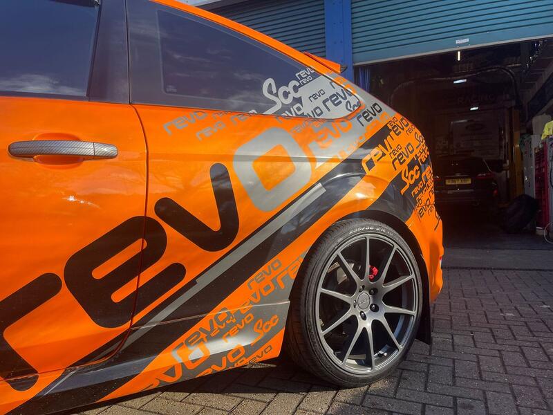 FORD FOCUS