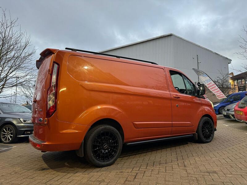 FORD TRANSIT CUSTOM