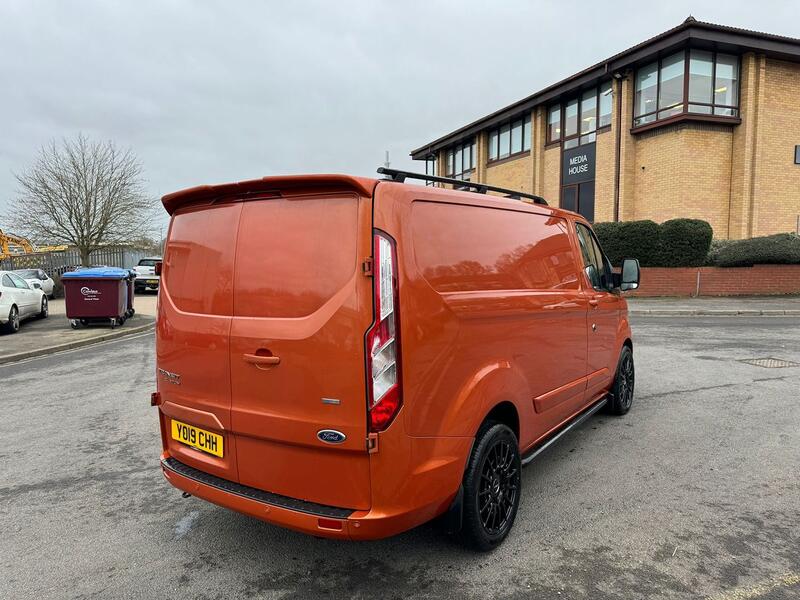 FORD TRANSIT CUSTOM