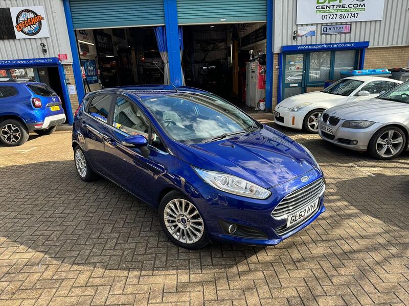 View FORD FIESTA 1.0 T EcoBoost Titanium 