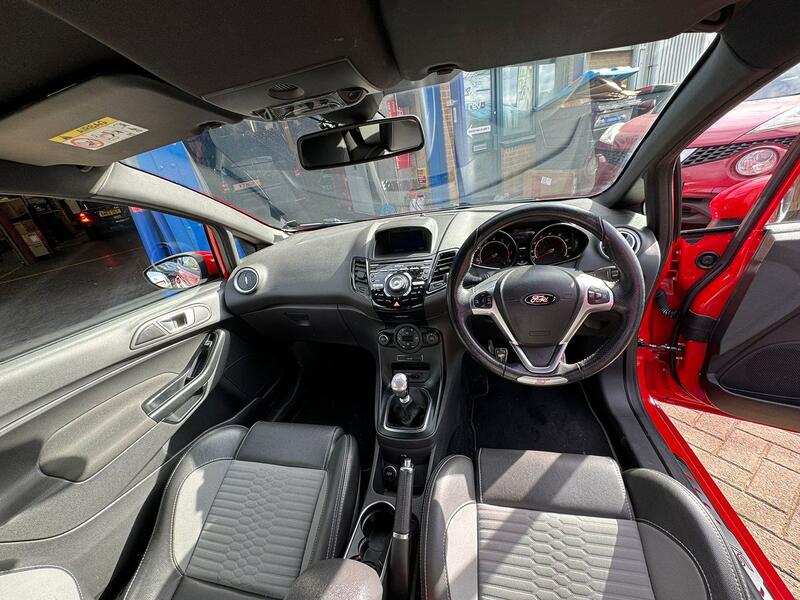 FORD FIESTA