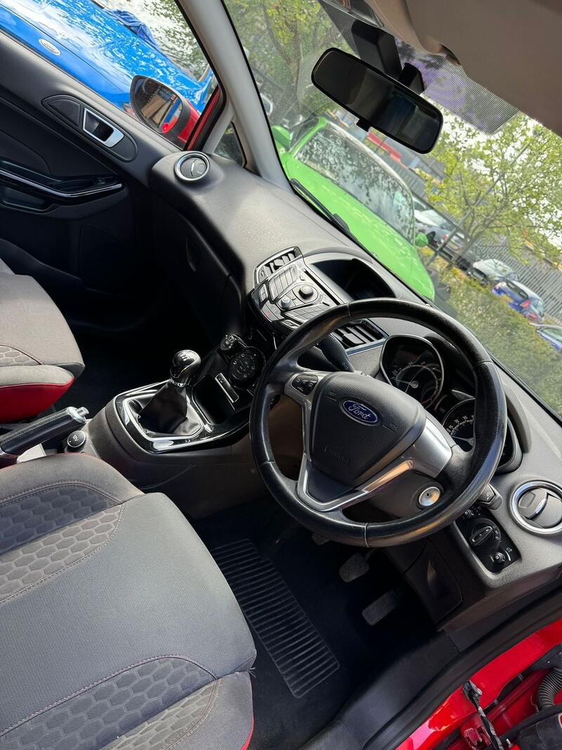 FORD FIESTA