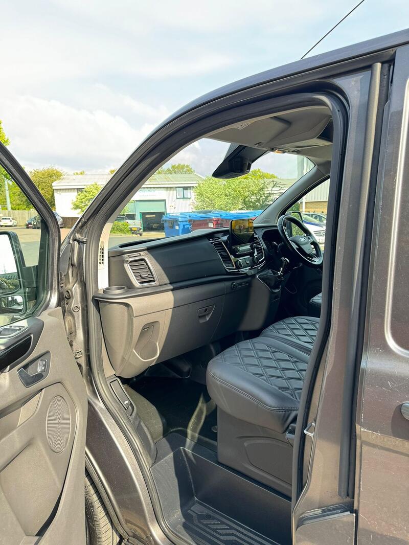 FORD TRANSIT CUSTOM