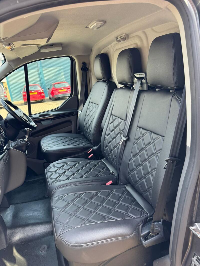 View FORD TRANSIT CUSTOM 2.0 300 EcoBlue Limited LWB
