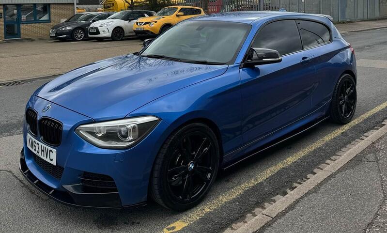 BMW 1 SERIES