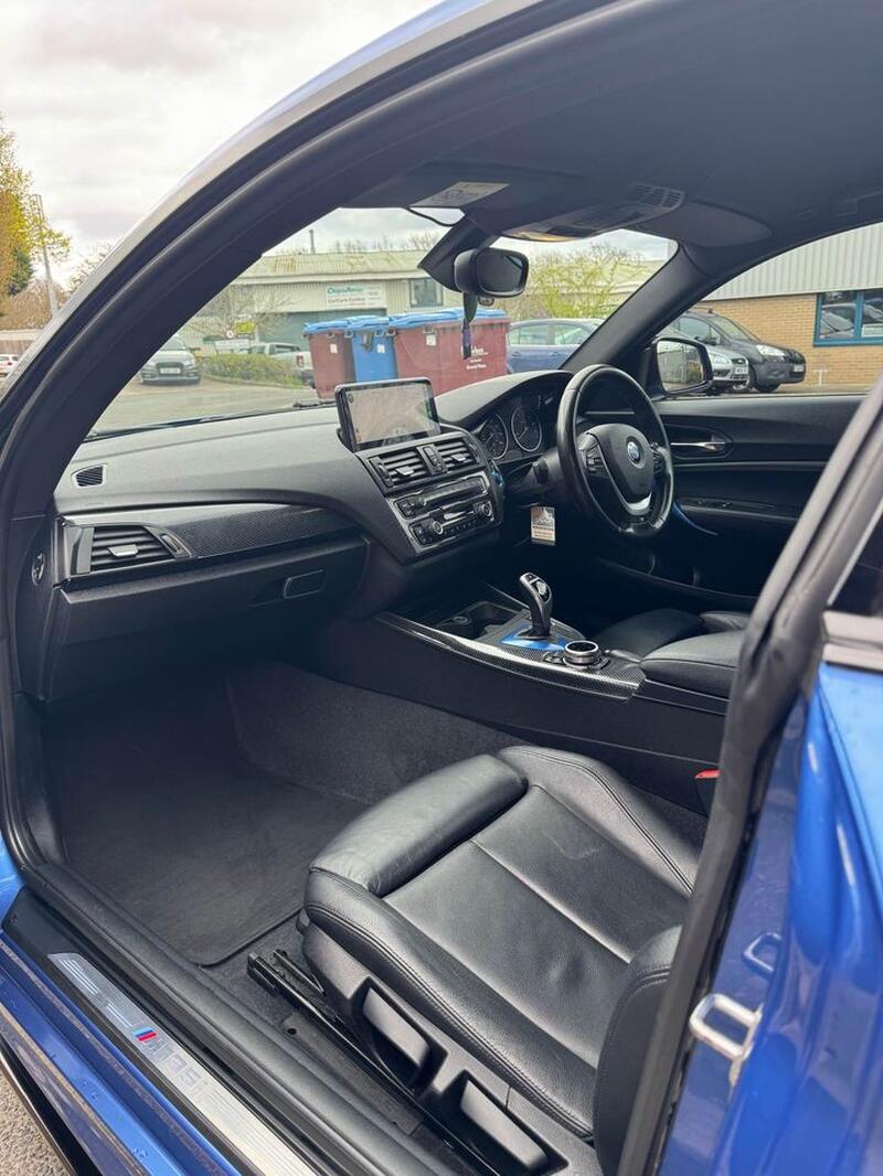 BMW 1 SERIES