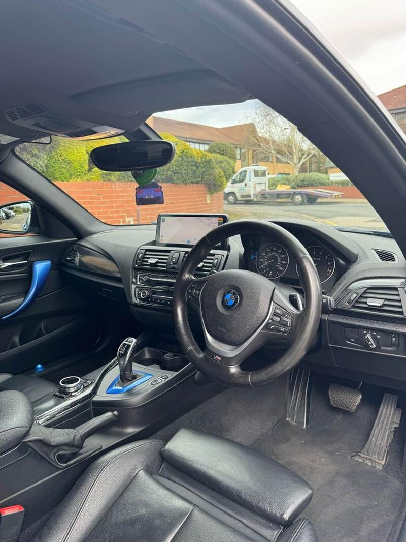 BMW 1 SERIES