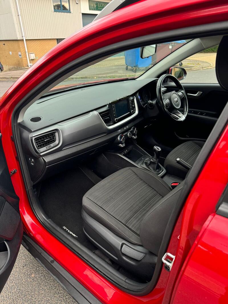 KIA STONIC