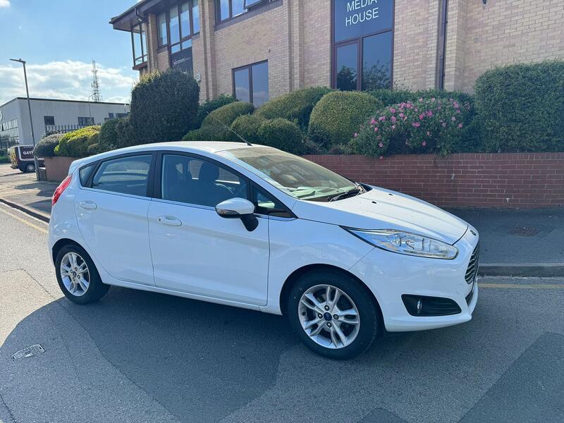 View FORD FIESTA 1.0 T EcoBoost Zetec