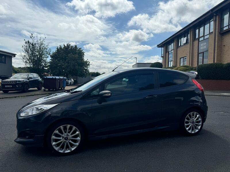 FORD FIESTA