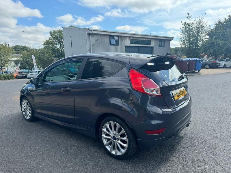 FORD FIESTA