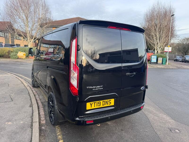 FORD TRANSIT CUSTOM