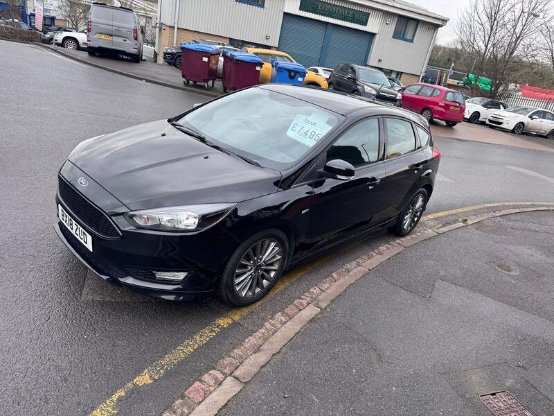FORD FOCUS