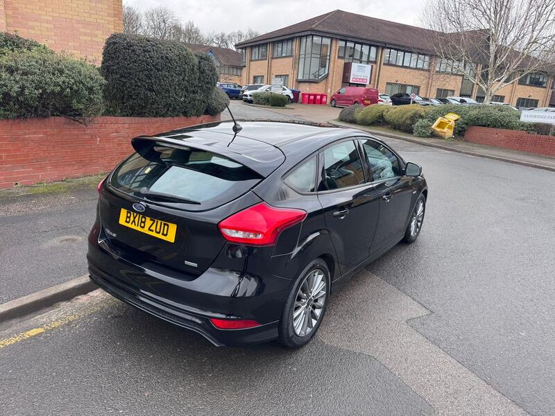 FORD FOCUS