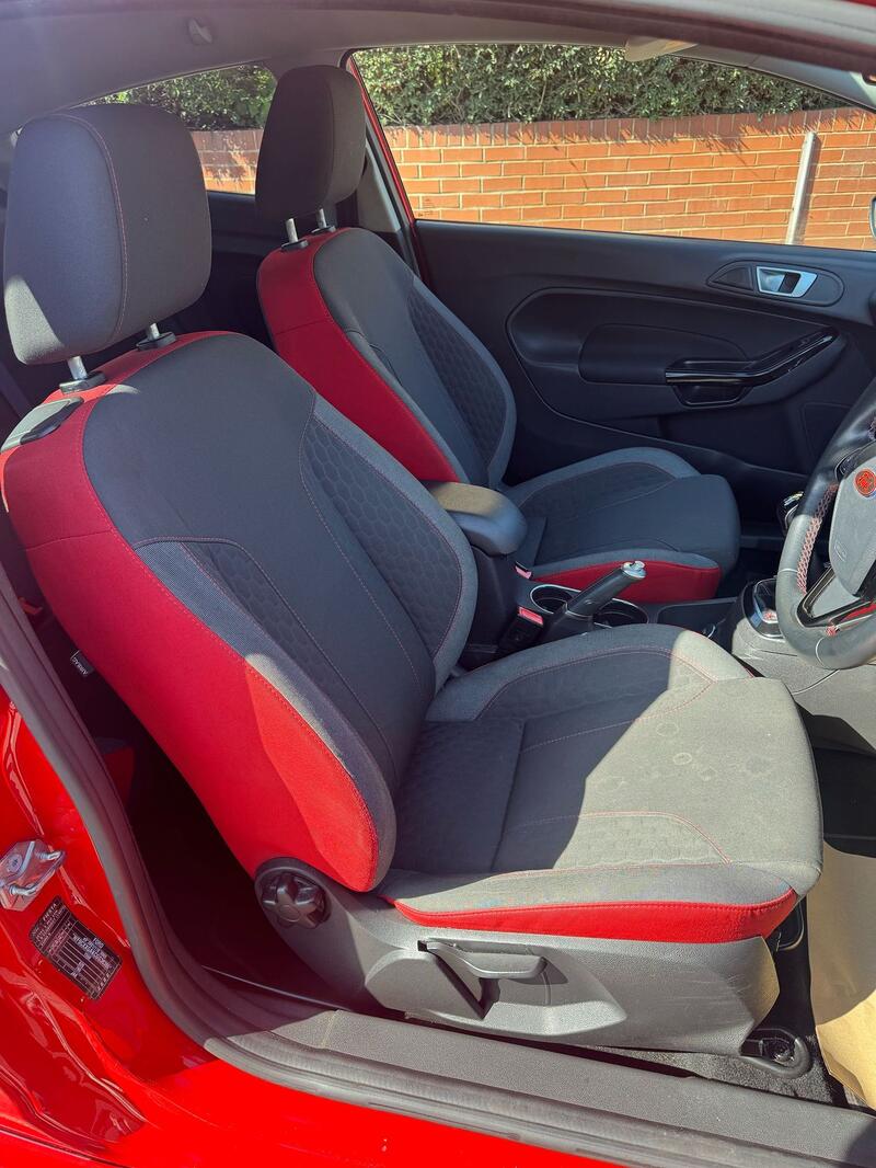 View FORD FIESTA 1.0 T EcoBoost Zetec S