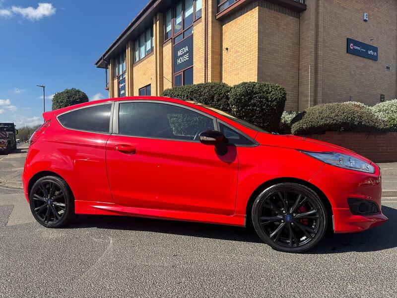 View FORD FIESTA 1.0 T EcoBoost Zetec S