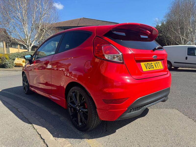 FORD FIESTA