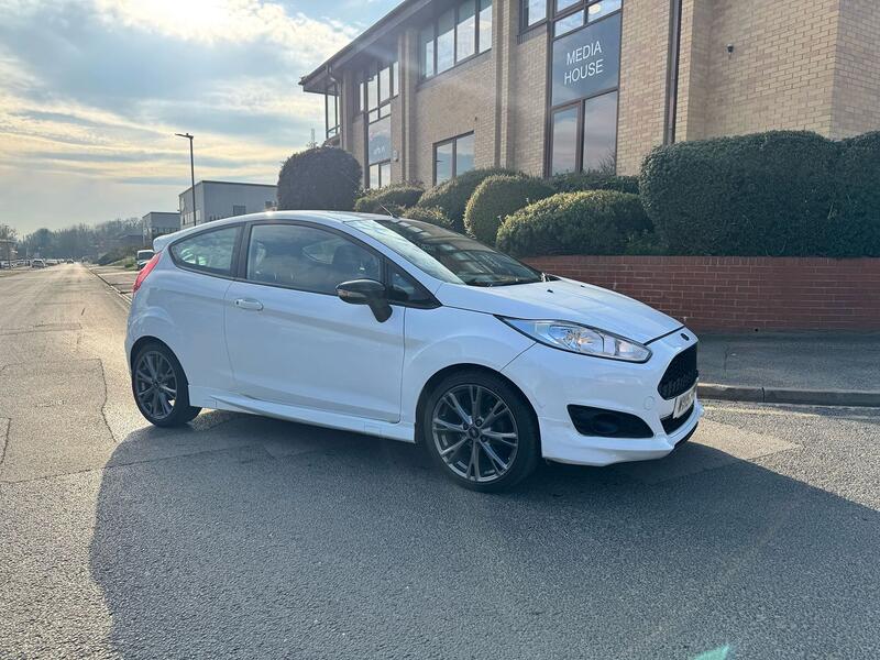 View FORD FIESTA 1.0 T EcoBoost Zetec S