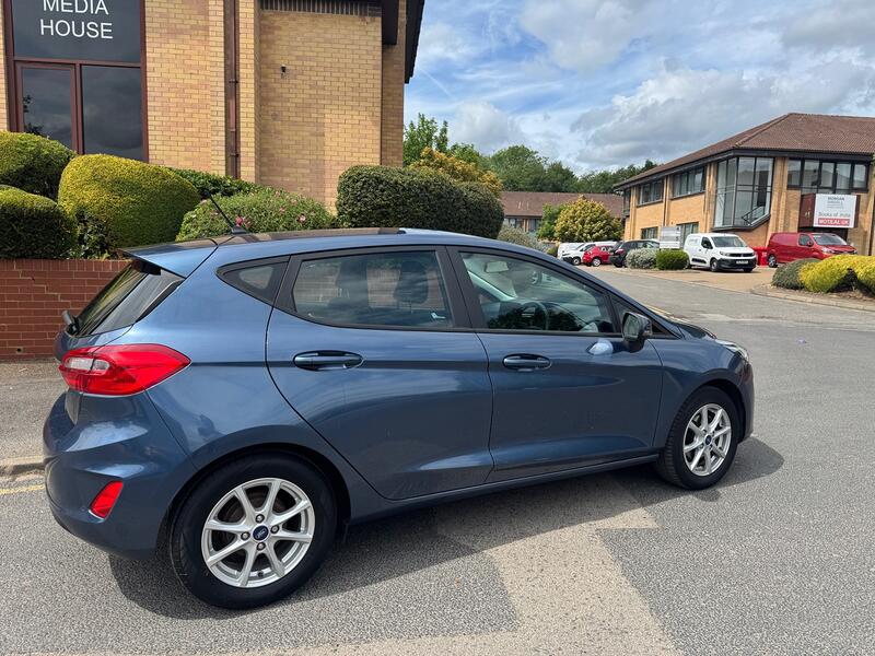 View FORD FIESTA 1.0 T EcoBoost Zetec