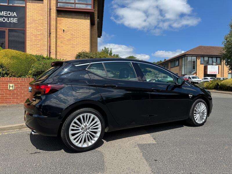 View VAUXHALL ASTRA 1.6 i Turbo GPF Elite Nav