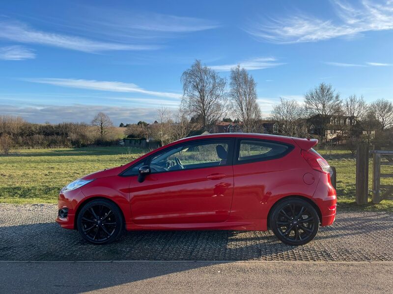 FORD FIESTA