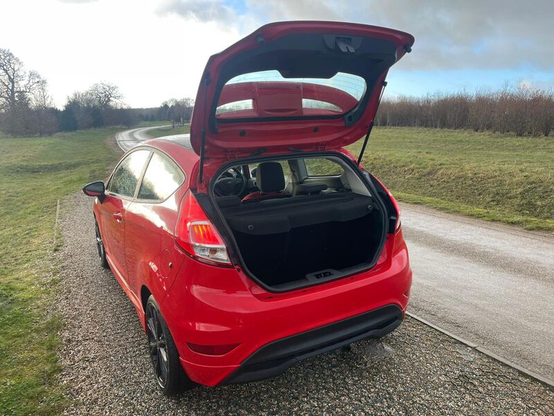 FORD FIESTA