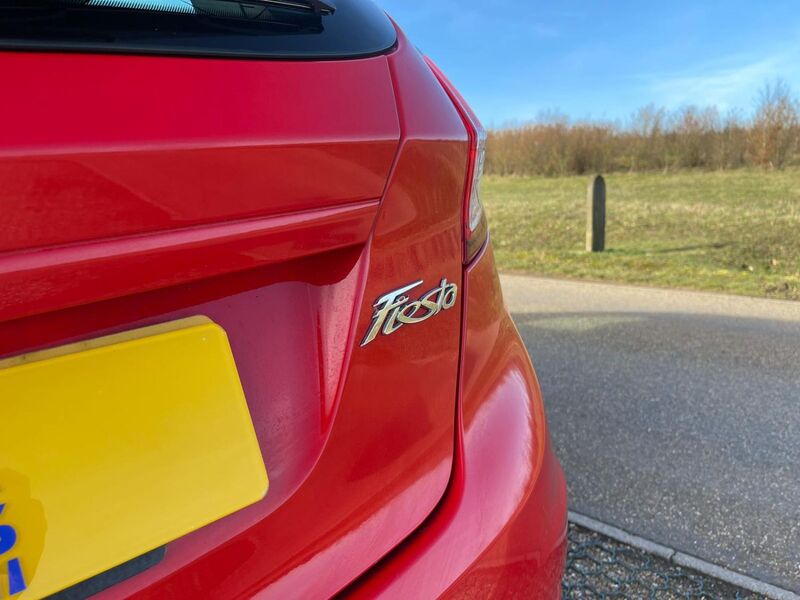 FORD FIESTA