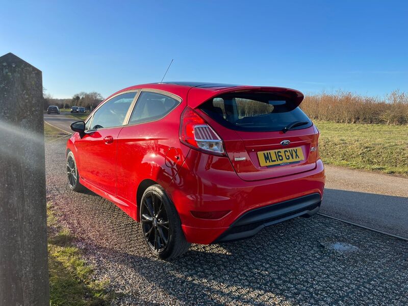 FORD FIESTA
