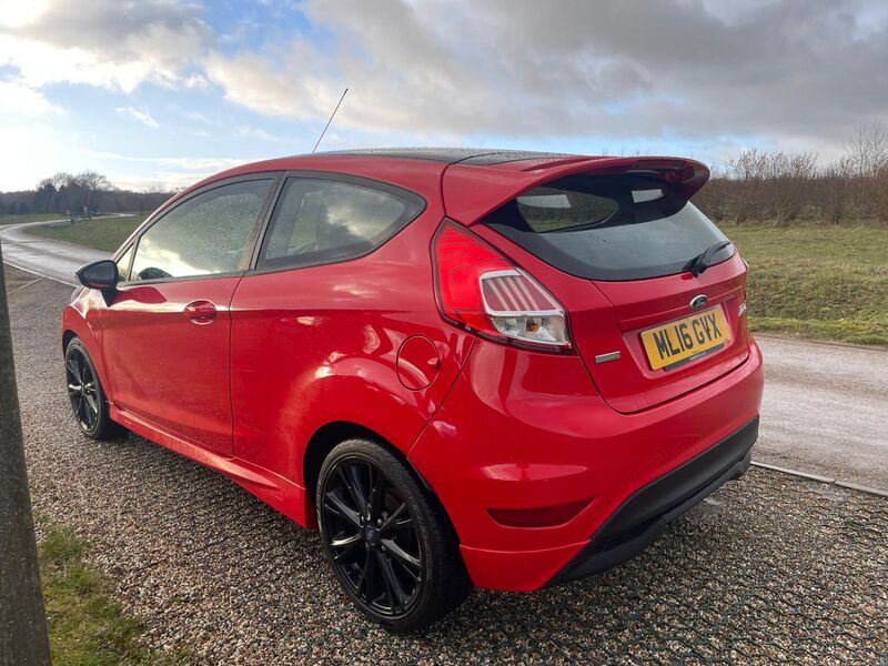 FORD FIESTA