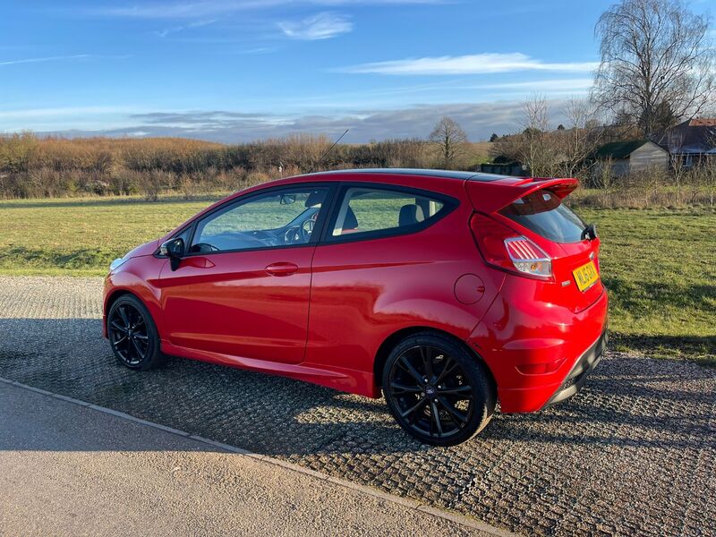 FORD FIESTA