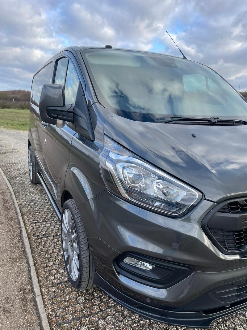 FORD TRANSIT CUSTOM