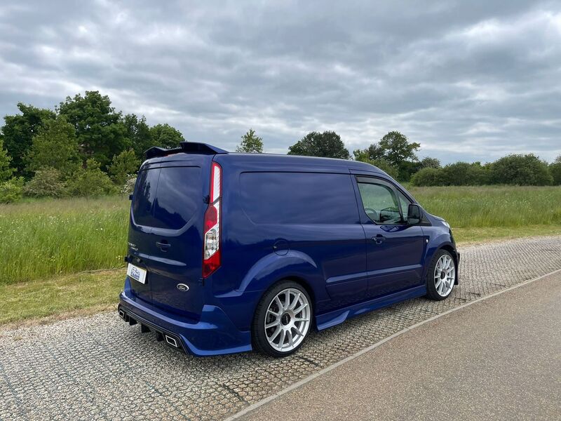 FORD TRANSIT CONNECT