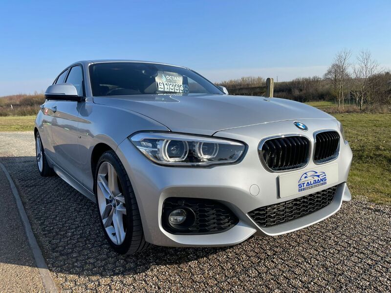 View BMW 1 SERIES 118D M SPORT