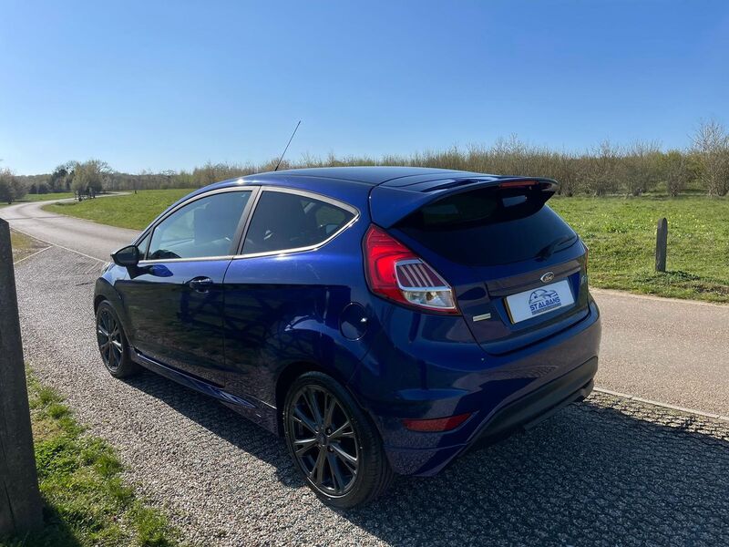 FORD FIESTA