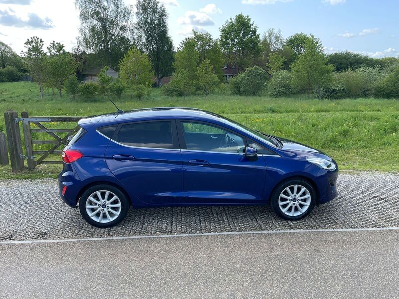 FORD FIESTA