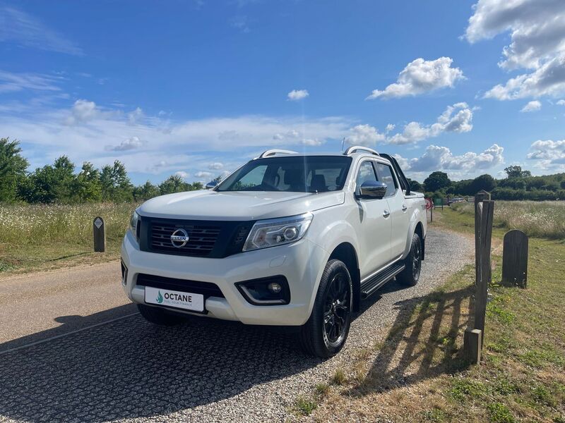 NISSAN NAVARA