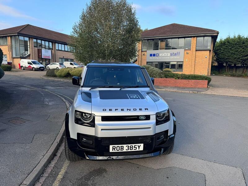 LAND ROVER DEFENDER 90