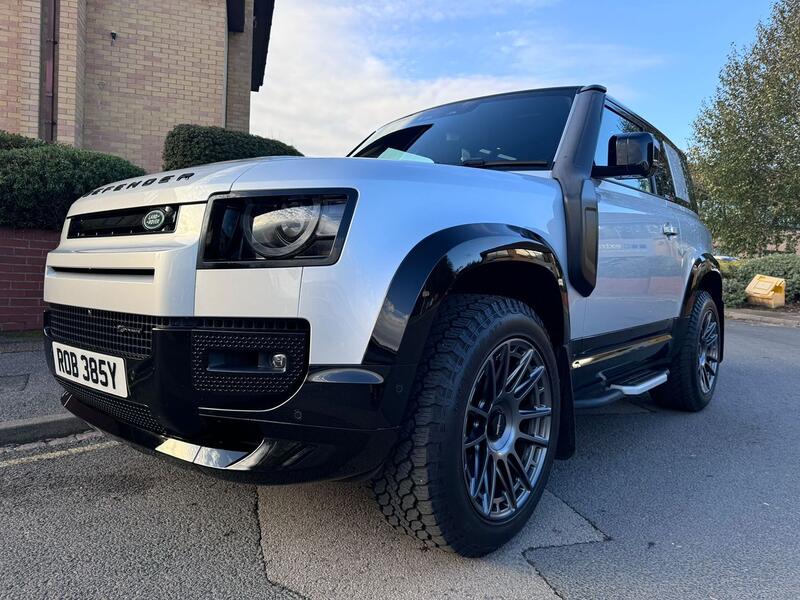 LAND ROVER DEFENDER 90
